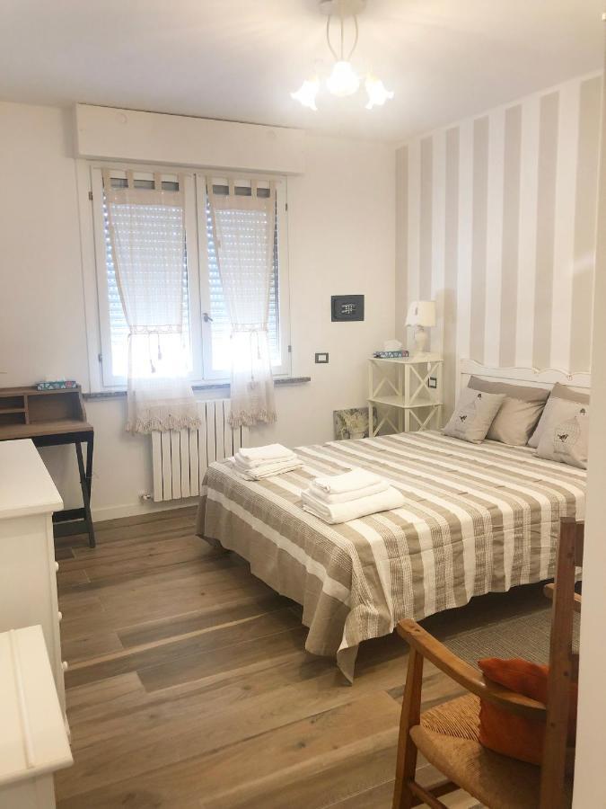 La Rosa Bianca Bed & Breakfast Rozzano Exterior foto